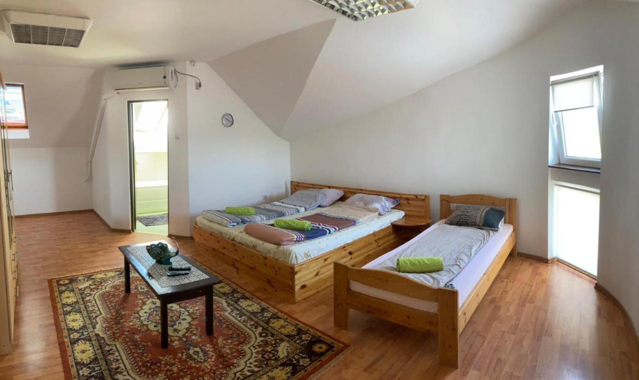 Xxl-House Lejlighed Târgu-Mureş Eksteriør billede